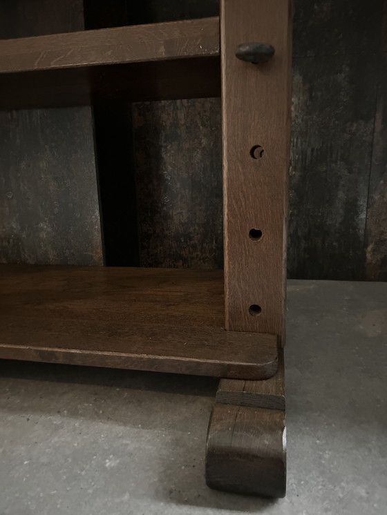 Image 1 of Vetrina libreria brutalista 