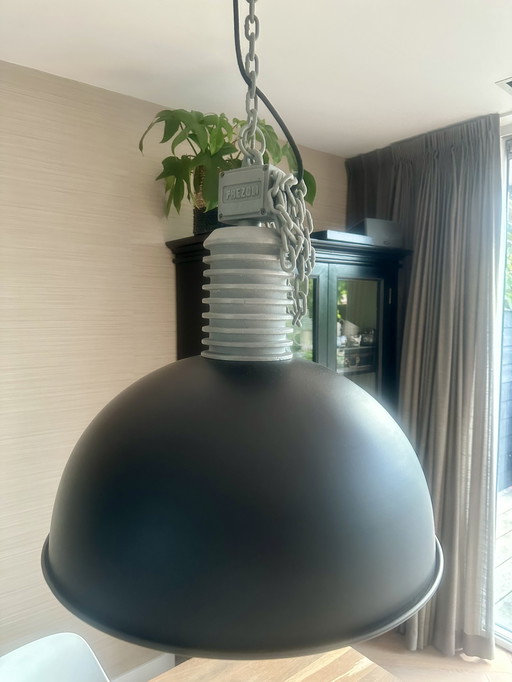 2 beautiful Frezoli Lozz pendant lights