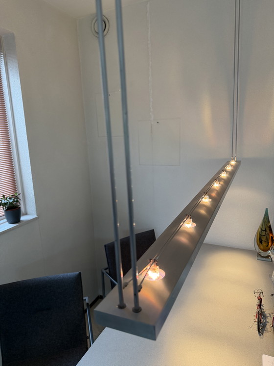 Image 1 of Table de salle à manger Metaform S16 avec chaises Arco et suspension Ferrolight Solid