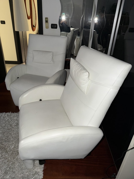 Image 1 of White leather vintage fauteuils