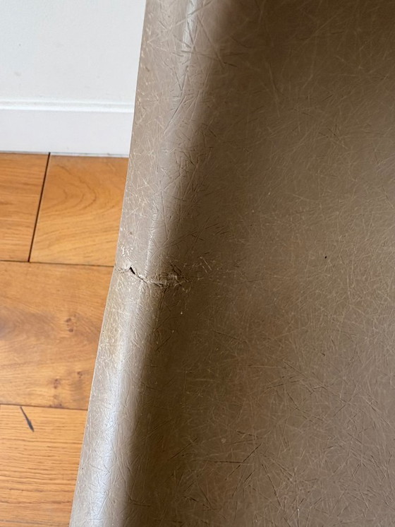 Image 1 of 3 Vintage Eames DSW Fiberglass Stoelen (Herman Miller) – Elephant Grey & Greige – Walnut Base