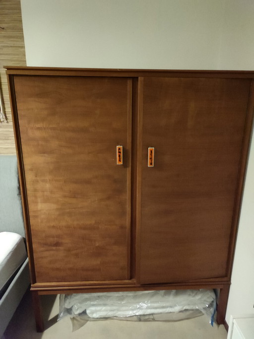 armoire vintage en teck du milieu du siècle