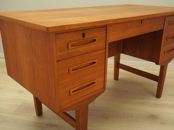 Image 1 of Bureau en teck, design danois, années 1960, Production : Danemark
