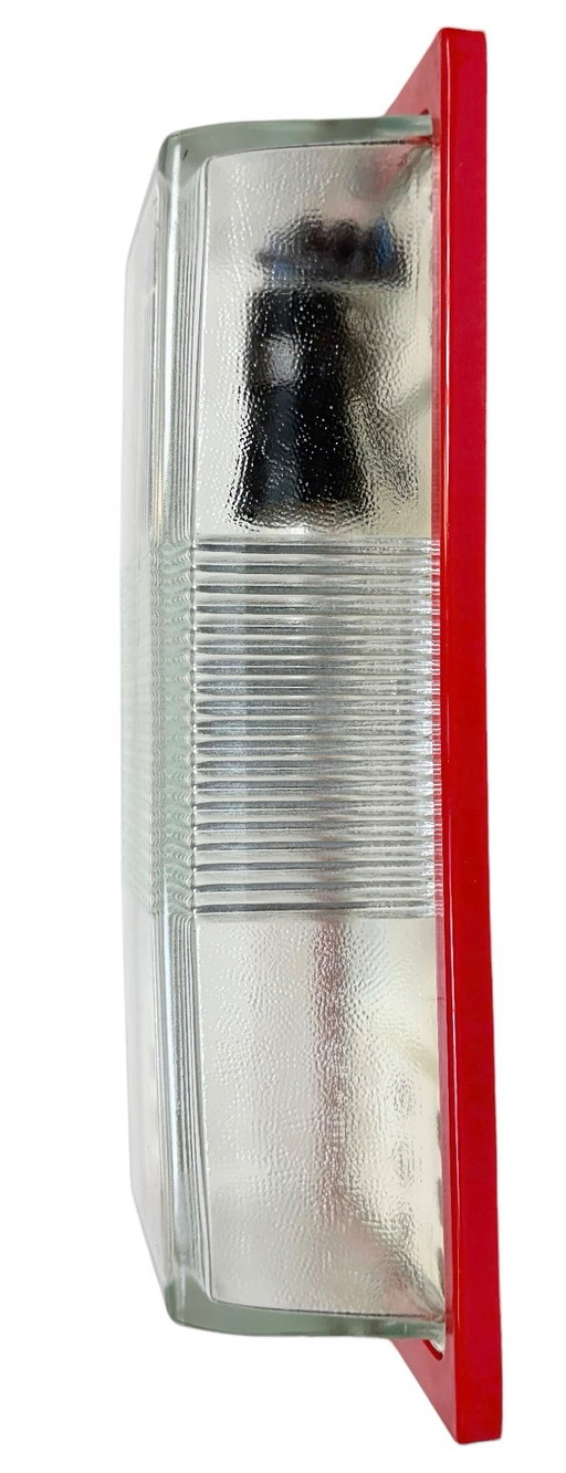 Applique murale industrielle rouge vintage d'Elektrosvit, années 1970