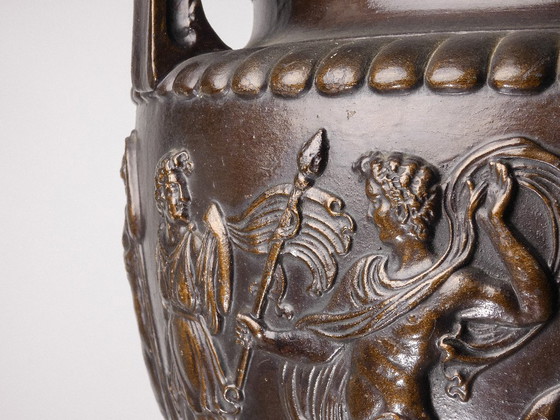 Image 1 of XIX secolo - Urna bacchica monumentale su piedistallo - Italia