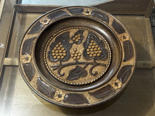 Geschnitzter Obstkorb aus Holz – Tischdekoration mit Weintrauben, 1960er Jahre – tafelaccessoires, Wood