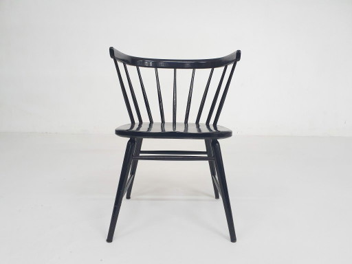 Chaise de salle à manger à dossier à fuseaux noirs, attribuée à Nesto, Danemark, années 1960