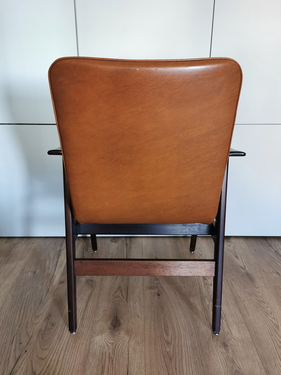 Image 1 of Vintage mid-century armchair (Louis van Teeffelen)