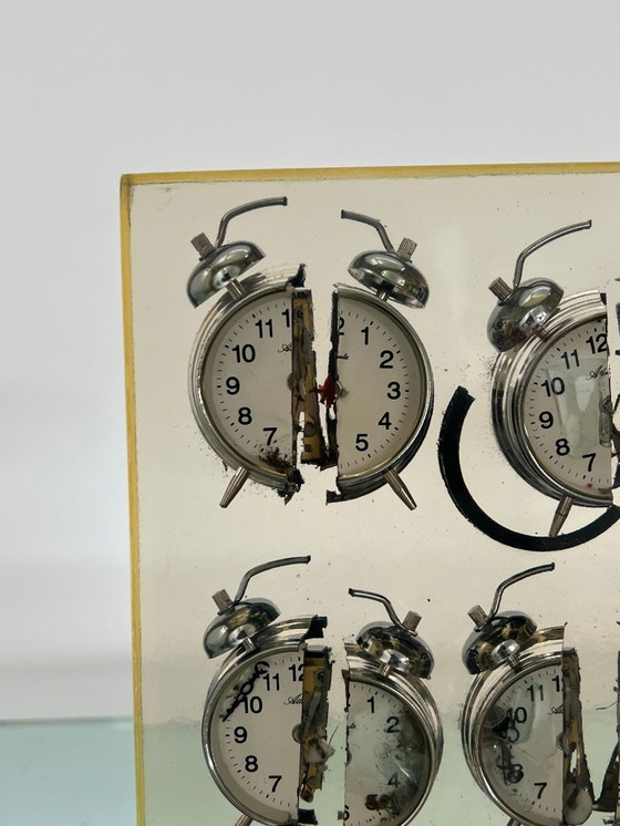 Image 1 of Fenandez ARMAN - Sculpture, Untitled (Alarm Clocks) - 43 cm - Resin - 2000