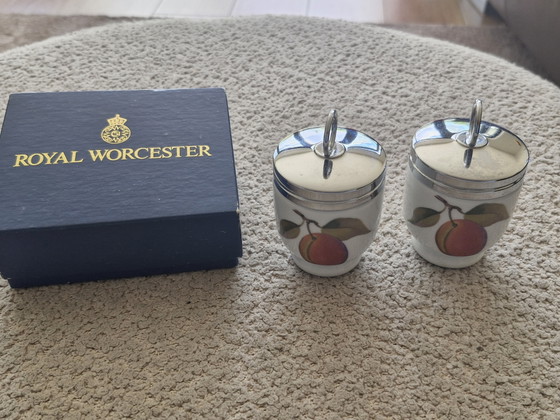 Image 1 of Juego de 2 ollas para cocer huevos Royal Worcester