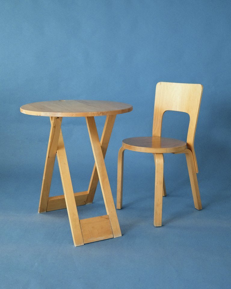 Suzy Folding Table Tafel, Adrian Reed, Princes Design Works | β¬455 ...