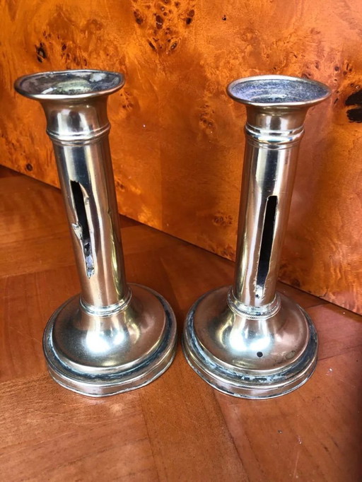 Coppia di candelieri antichi in ottone