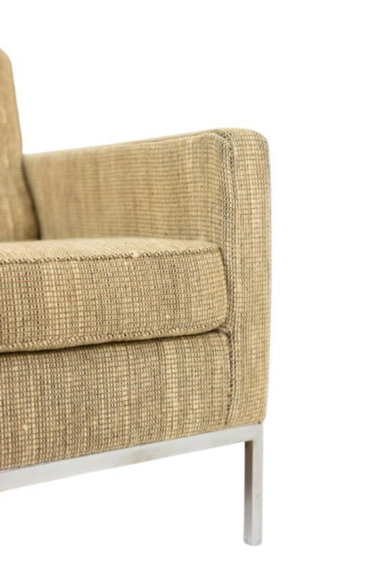 Image 1 of Florence Knoll, voor Knoll. Sofa en twee fauteuils. Jaren 60-70.