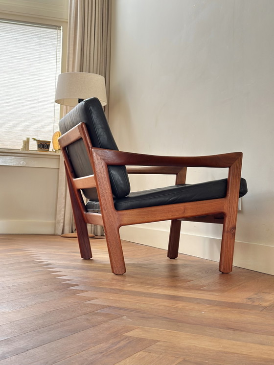 Image 1 of Vintage Deens Design fauteuil Illum Wikkelsø jaren 50/60/70