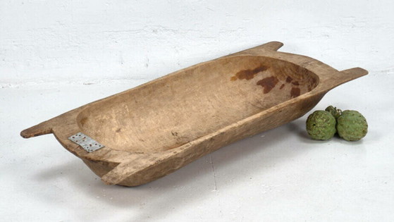 Primitive style large wooden bowl (c.1900) (photo 3 of 9)