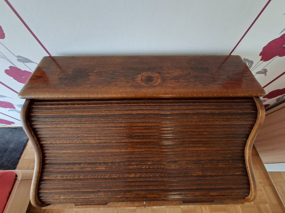 Image 1 of Scrivania antica in rovere con piano a rullo – completamente funzionale con chiave