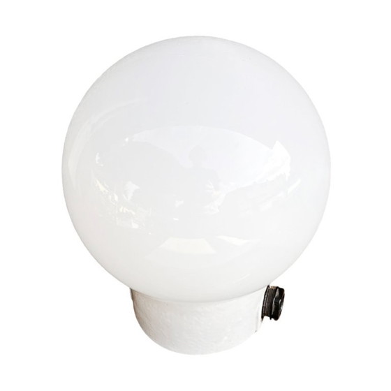 Image 1 of Industriële wandlamp, wit, glas, FOTON, Polen, jaren 60.
