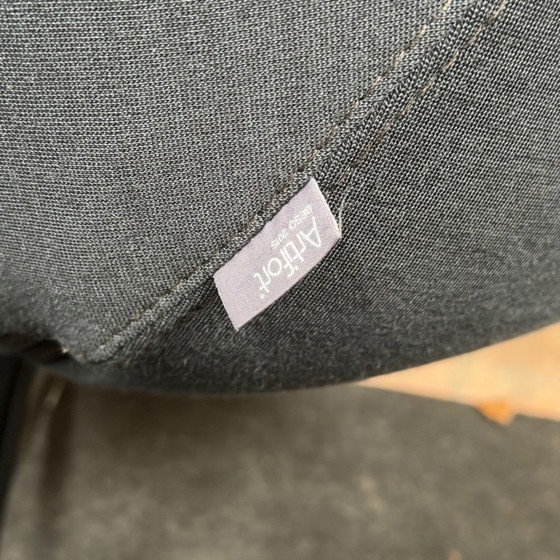 Image 1 of Artifort Beso Lounge