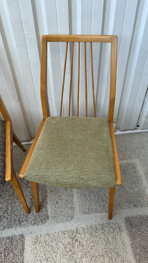 Eetkamerstoelen Casala du milieu du siècle 