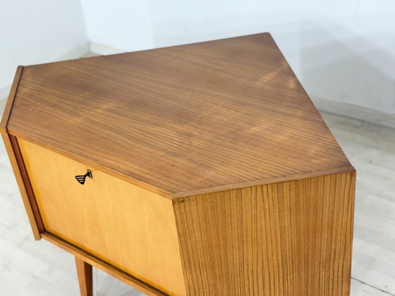 Image 1 of Hoekkast uit het midden van de 20e eeuw / Vintage kast / Hoekkast – jaren 60
