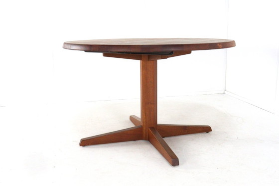 Image 1 of Table ronde de salle à manger danoise 'Lunde' en teck massif vintage