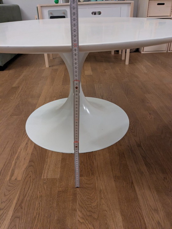 Image 1 of Vintage retro design tulip table white 