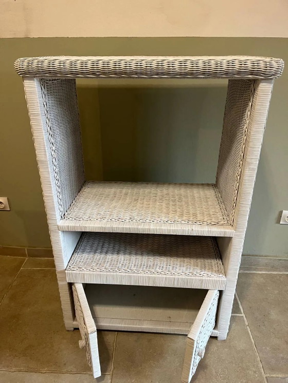 Weiße Korbmöbel – Vitrine, Wicker, Rattan, Vintage (photo 11 of 21)