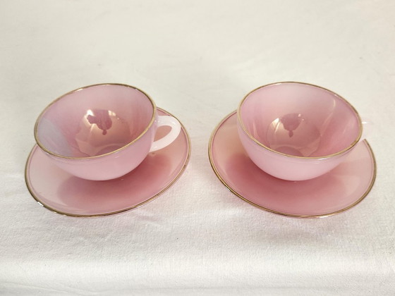 Image 1 of 10 Arcopal vintage iriserende opaline kopjes en schoteltjes