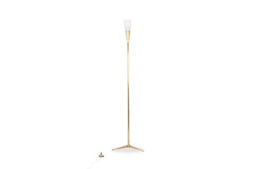 Arredoluce. Floor Lamp En Laiton Doré Et Opaline. Circa 1960.