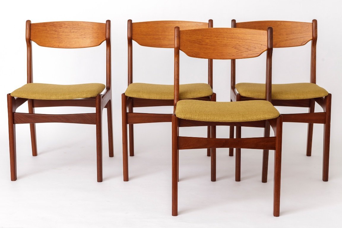 Set of 4 Teak Dining Chairs in the Style of Erik Buch, Mid-Century Modern, Newly Upholstered Vintage Chairs