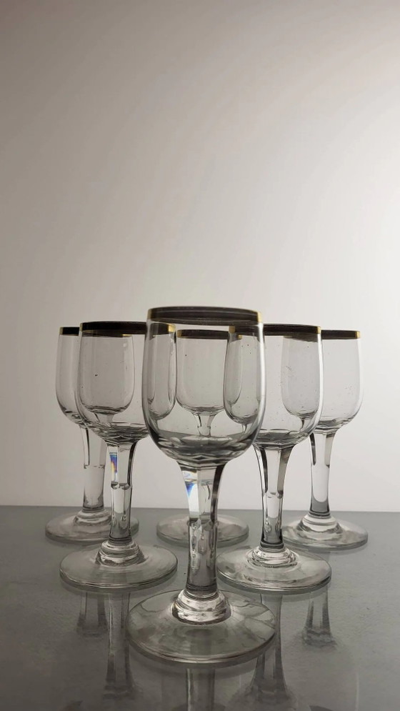 12 crystal liqueur/aperitif glasses – Glass & Decanter (photo 4 of 9)