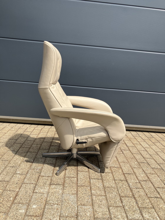 Image 1 of Jori Symphony Medi Mono-move recliner Beige Lipano leather