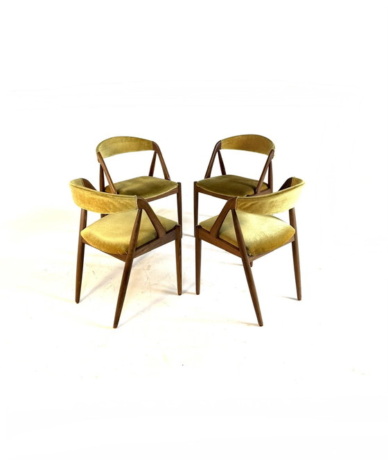 Image 1 of Set van 4 vintage eetkamerstoelen model 31, Kai Kristiansen ‘60