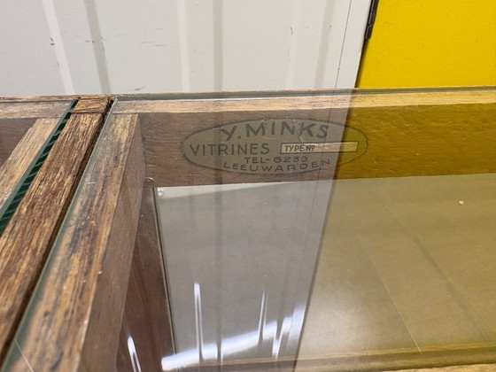 Image 1 of Beautiful vintage counter display cabinet