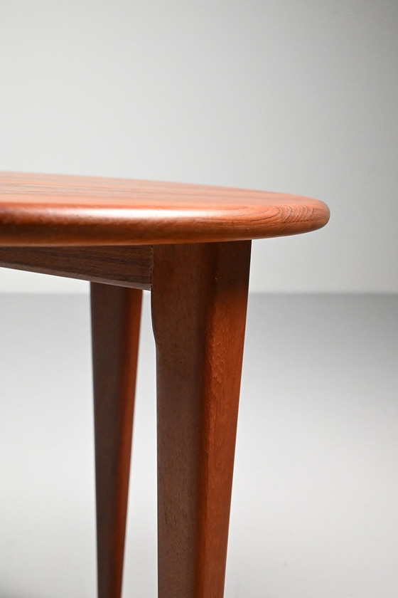 Image 1 of Mesa de centro o auxiliar de A. Mikael Laursen