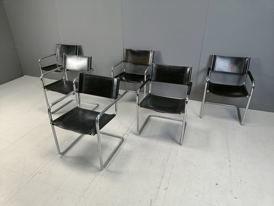 Image 1 of Freischwinger eetkamerstoelen van Linea Veam, 1980S