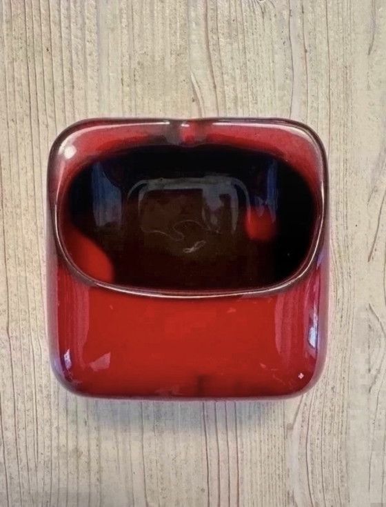Vintage Marisa Italy red ceramic ashtray, Table accessories, Black (photo 5 of 6)