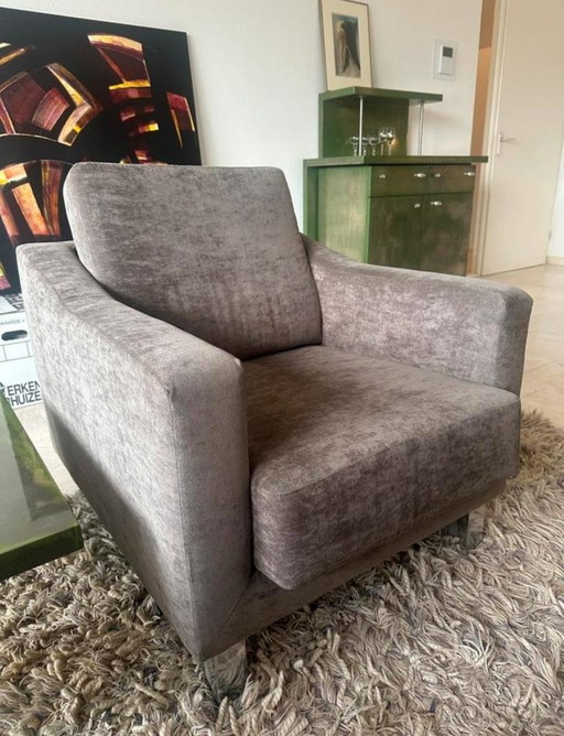 Leolux Armchair in Very Good Condition