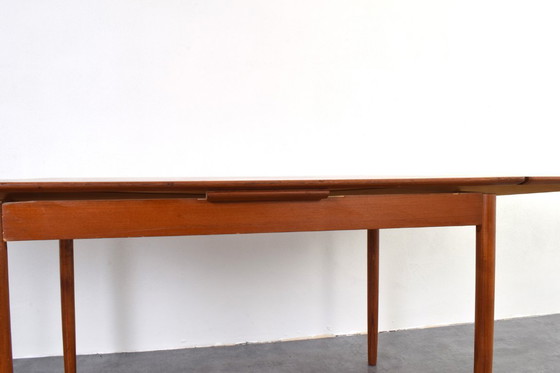 Image 1 of Table de salle à manger extensible en teck danois, style milieu du XXe siècle, années 1960.