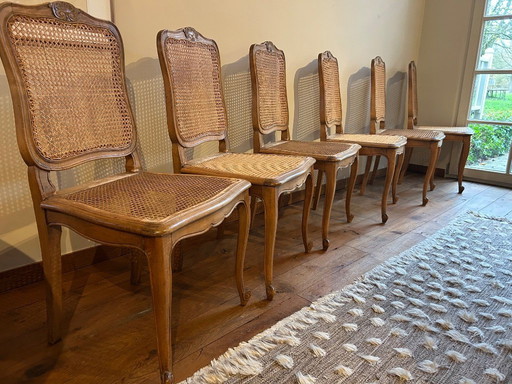 Klassische französische Stühle