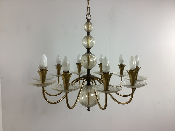 Image 1 of Grande lampadario vintage Chandolier degli anni Cinquanta in vetro e rame 