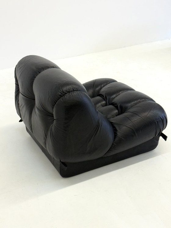Image 1 of Divano lounge componibile Nuvolone in pelle nera Rino Maturi per Mimo Padova