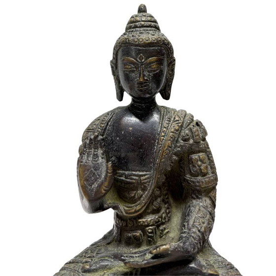 Nepali Fire-Gilded Bronze Buddha Pair – Early 20th Century – Lot 457 – Sculpture (photo 16 of 19)
