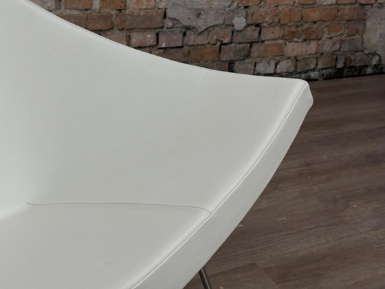 Image 1 of Vitra Coco blanco
