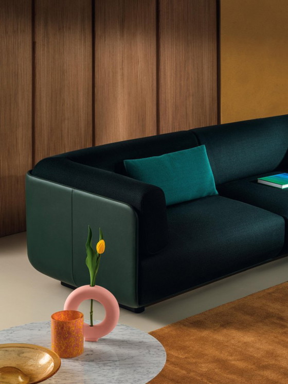 Arper chair – 3-5 seaters, Textile (photo 3 of 5)