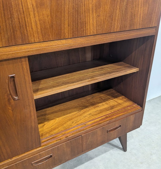 Image 1 of Highboard uit het midden van de vorige eeuw, jaren 60.