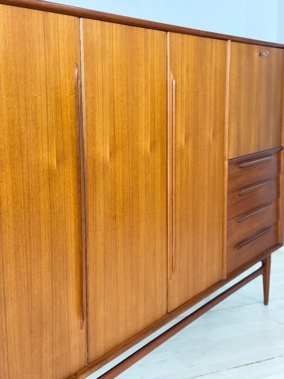 Aparador alto de teca de mediados de siglo, de la década de 1960 – Mueble para salón – Aparador (photo 11 of 20)