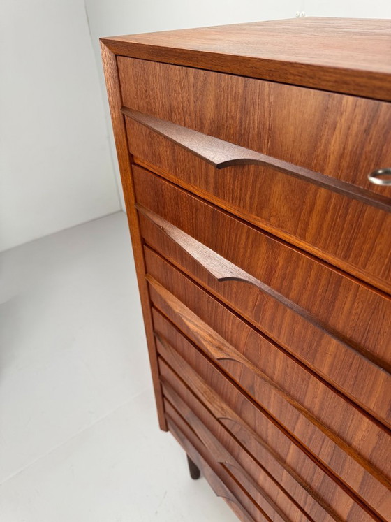 Cómoda de teca de G.J. Møbler, Dinamarca, c. 1960s, Madera, Metal, Marrón, Mid Century Modern (foto 5 de 11)