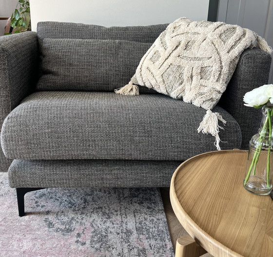 Image 1 of Bellissima poltrona realizzata con divano 4*6