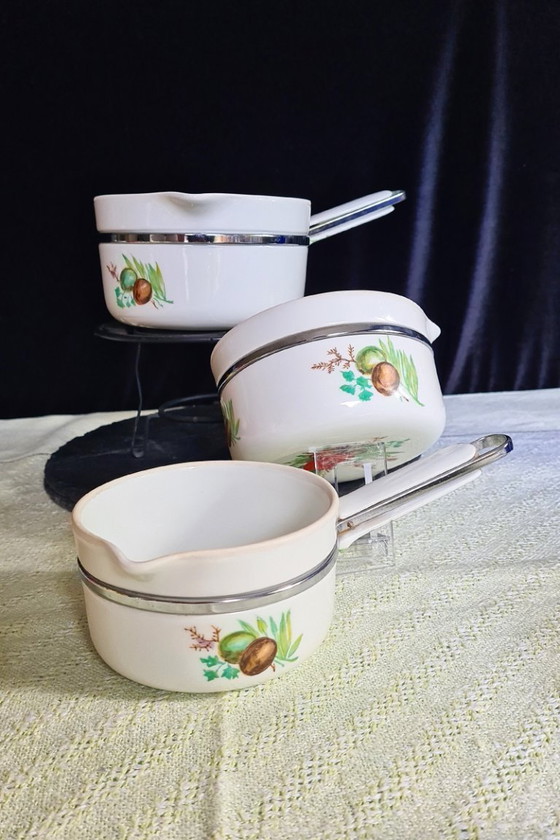 Image 1 of 3x Kochtöpfe aus Aluminit von Limoges, Frankreich, Marke Frugier, hochglanzpoliertes Haviland-Porzellan.